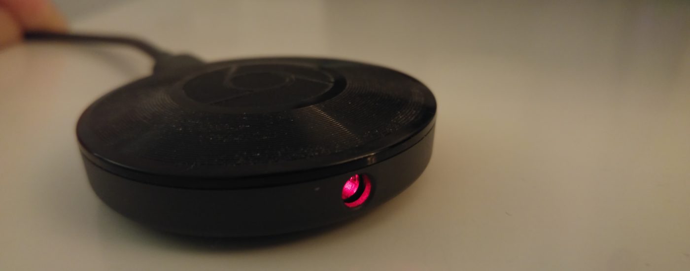 Der Chromecast-Audio und sein optischer und analoger Ausgang für eine Box.